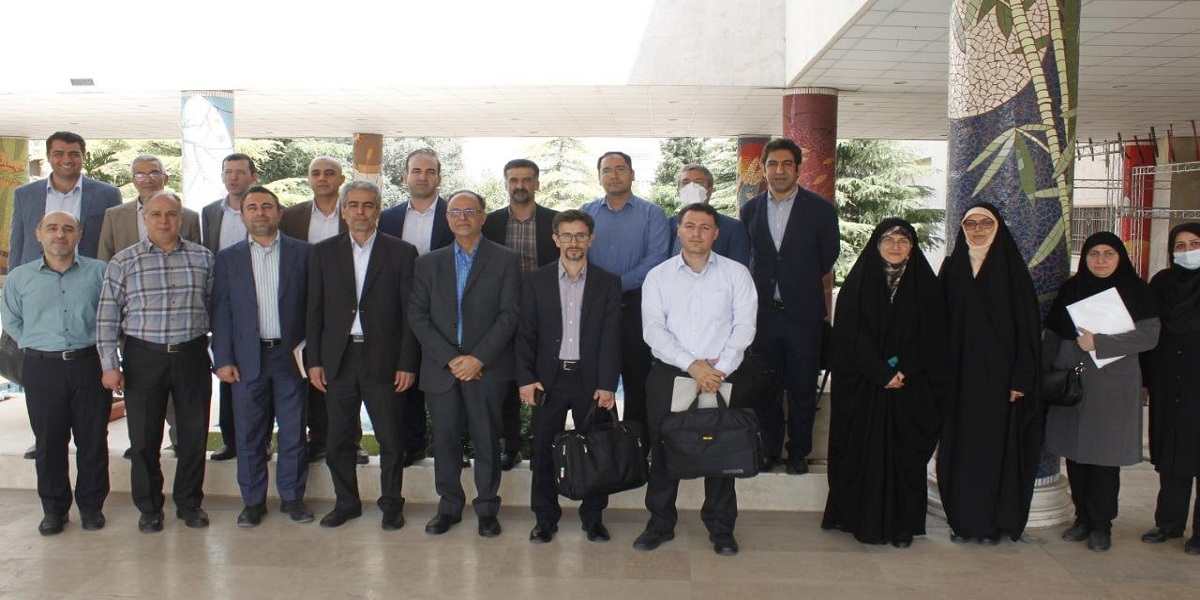 برگزاری جلسه شورای پژوهشی دانشگاه در پردیس کشاورزی